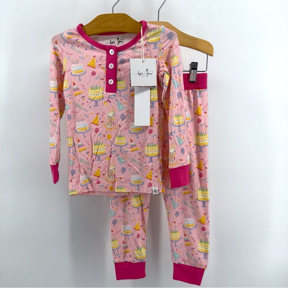 Love + Grow Clothing Co. Bamboo Birthday Comfort Set - Size 4T - New! - Picture 1 of 3